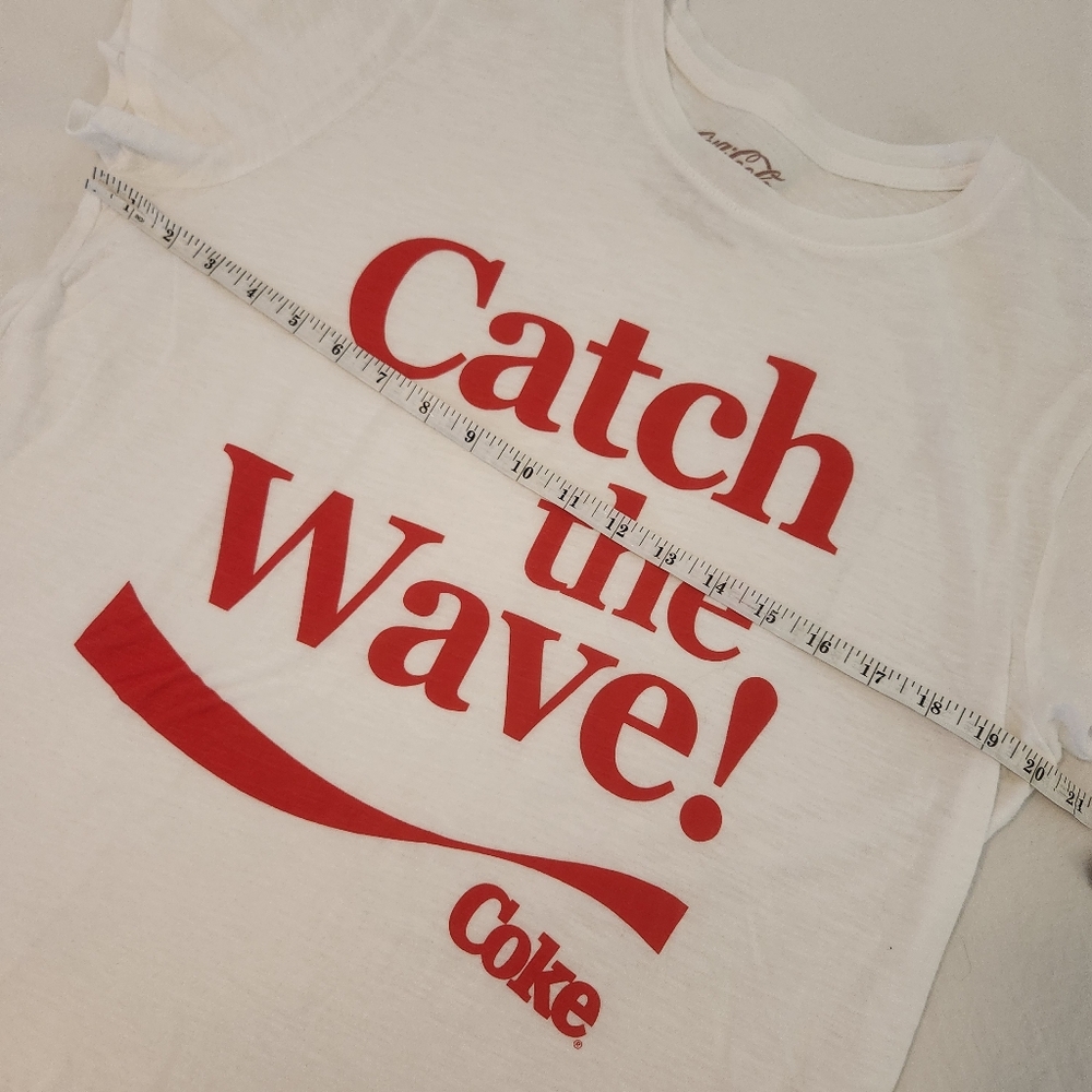 NWT Coke 'Catch the Wave!' White T-Shirt Lucky Brand Graphic Tee Sz L - Picture 7 of 11